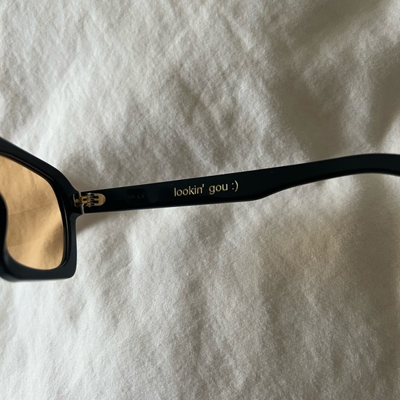 Peggy Gou PG04 black frames with orange lense - Picture 4 of 4